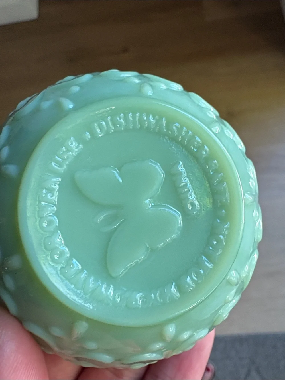 Set of 5 Jade Green Embossed Bowls - Picture 6 of 6